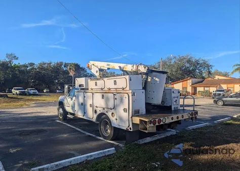 2001 GMC Sierra C3500 Heavy Duty z USA, uszkodzony, nr VIN 3GDKC34G61M107976
